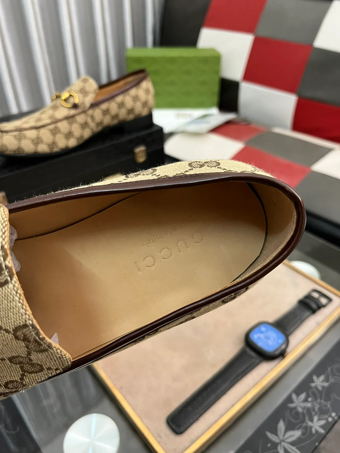 Men's men's shoes 💰500⌚️⌚️(Gucci·GUCCI) new product series ss hot new products 💢 💠 Casual leather shoes 👞, first layer of cowhide, upper hardware buckles and logo on the sides of the shoe, brand logo on the insole and sole 💠 💎Upper: 100% cowhide 💎Inner: cowhide/100% 💎Feet: cowhide/100% 💎Sole: rubber/100% 💎SIZE: 38 39 40 41 42 43 44 Can be customized 45